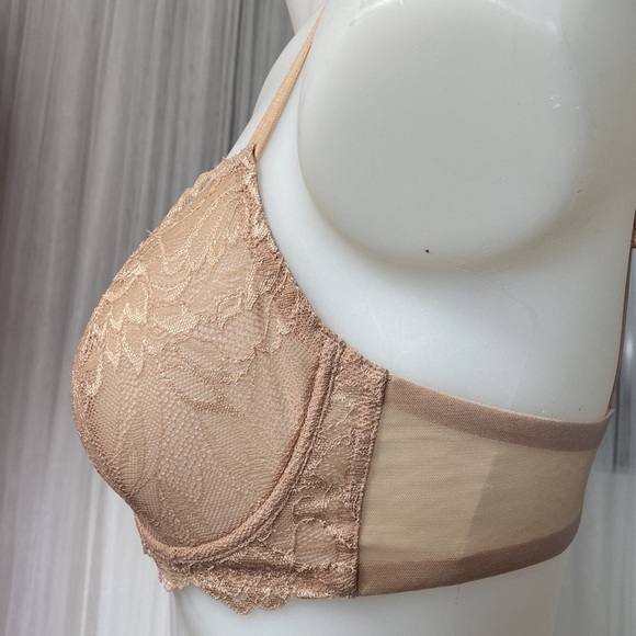 Triumph lace bra - Picture 4 of 9